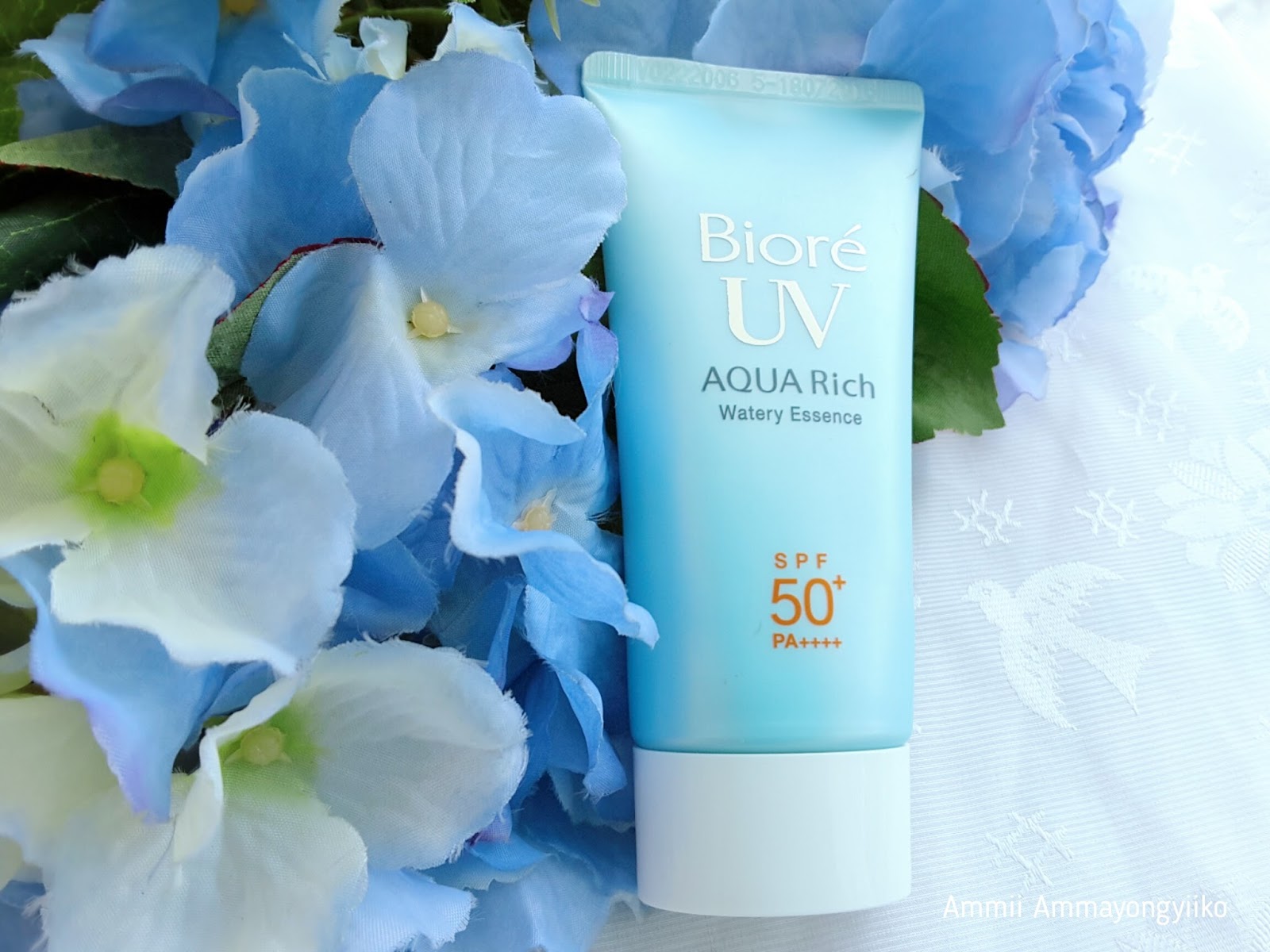 Biore UV Aqua Rich Watery Essence SPF50+/PA++++
